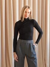 Black Layering Turtleneck