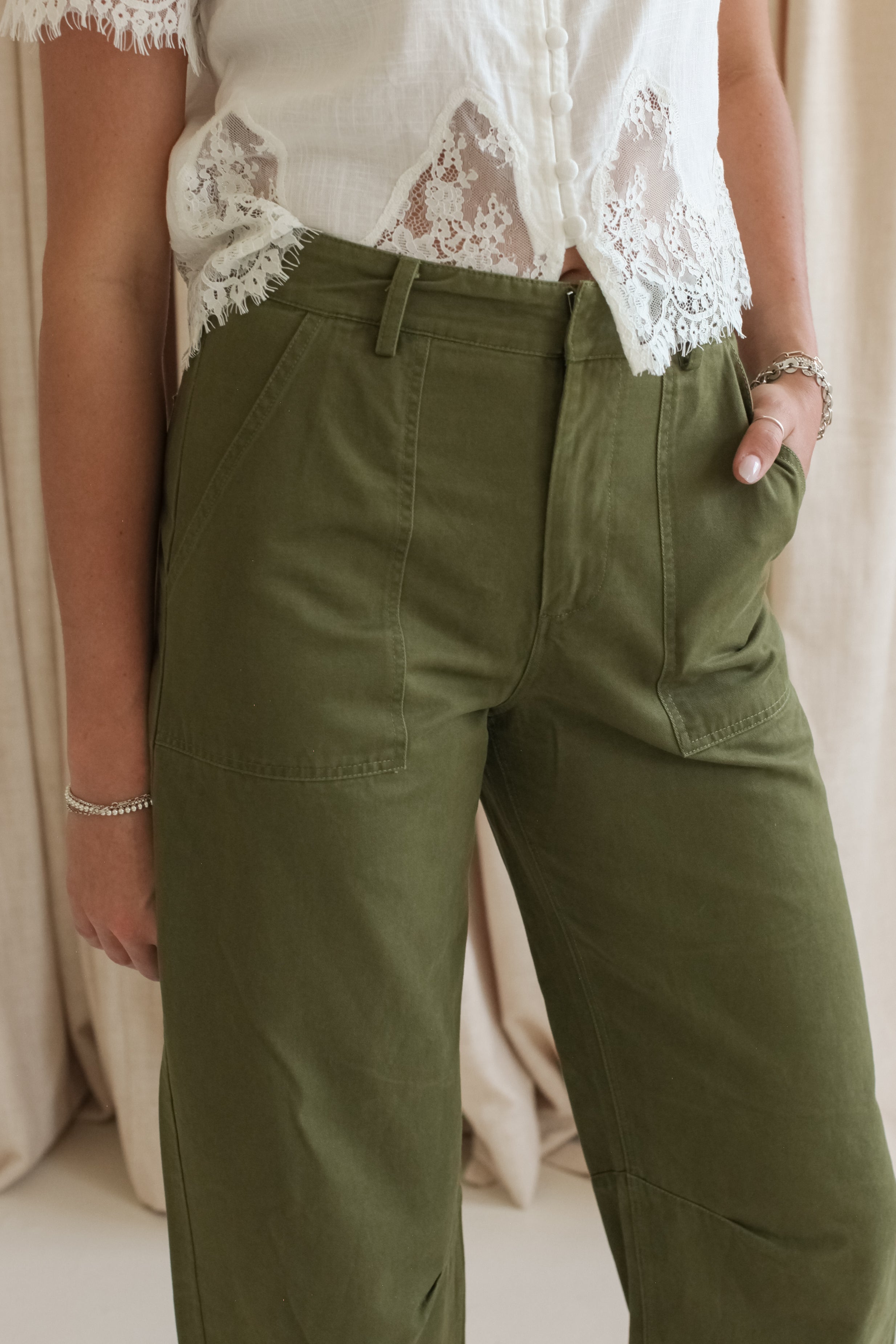 Allie Barrel Leg Pants- Olive