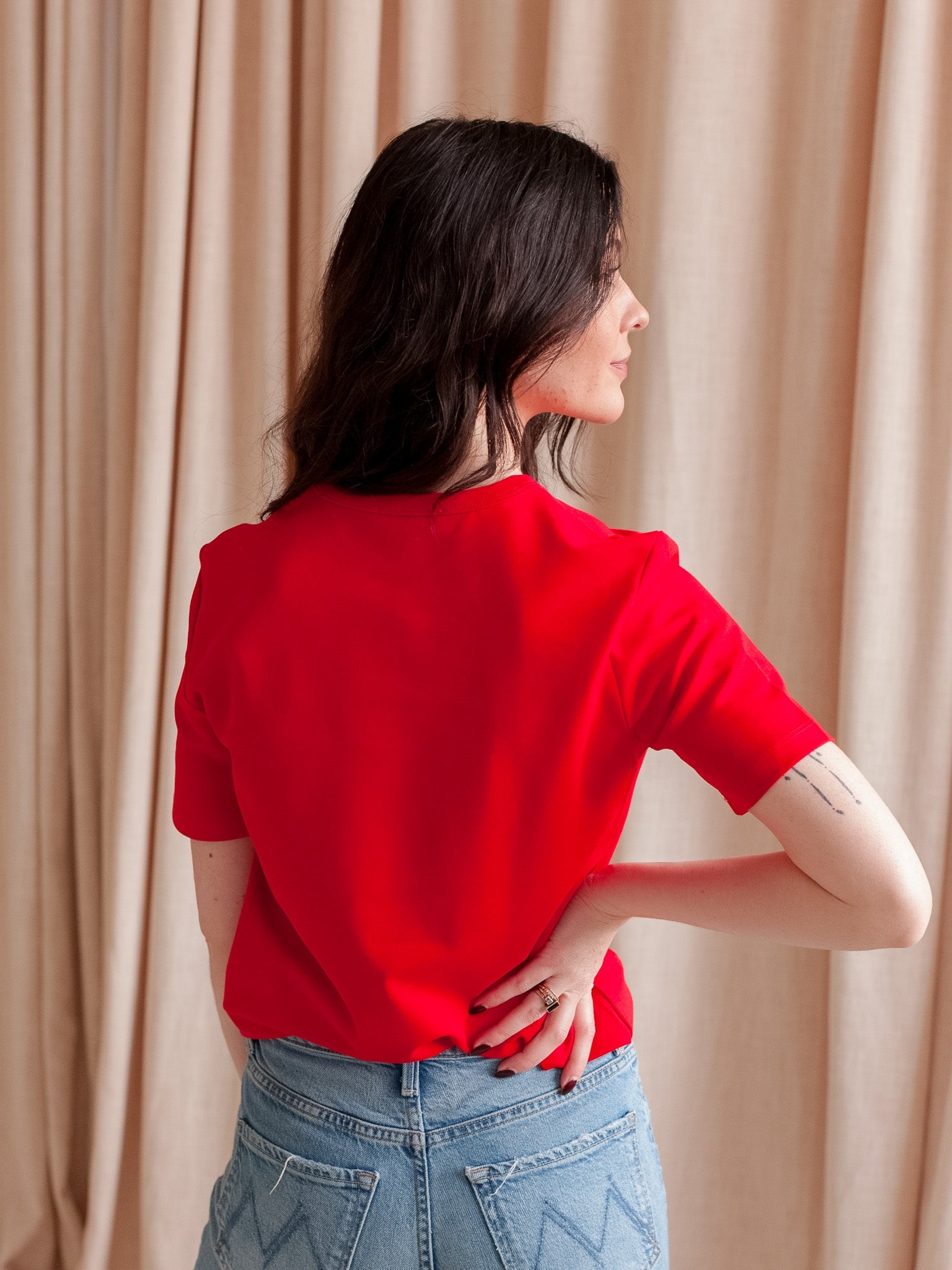 Beckett Boyfriend Tee - Scarlet