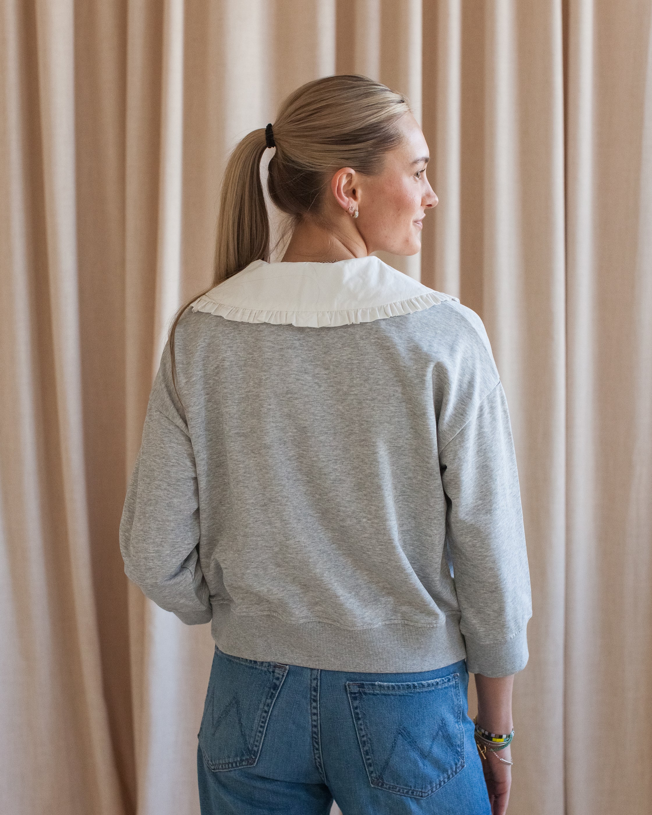 Peter Pan Sweatshirt- Grey