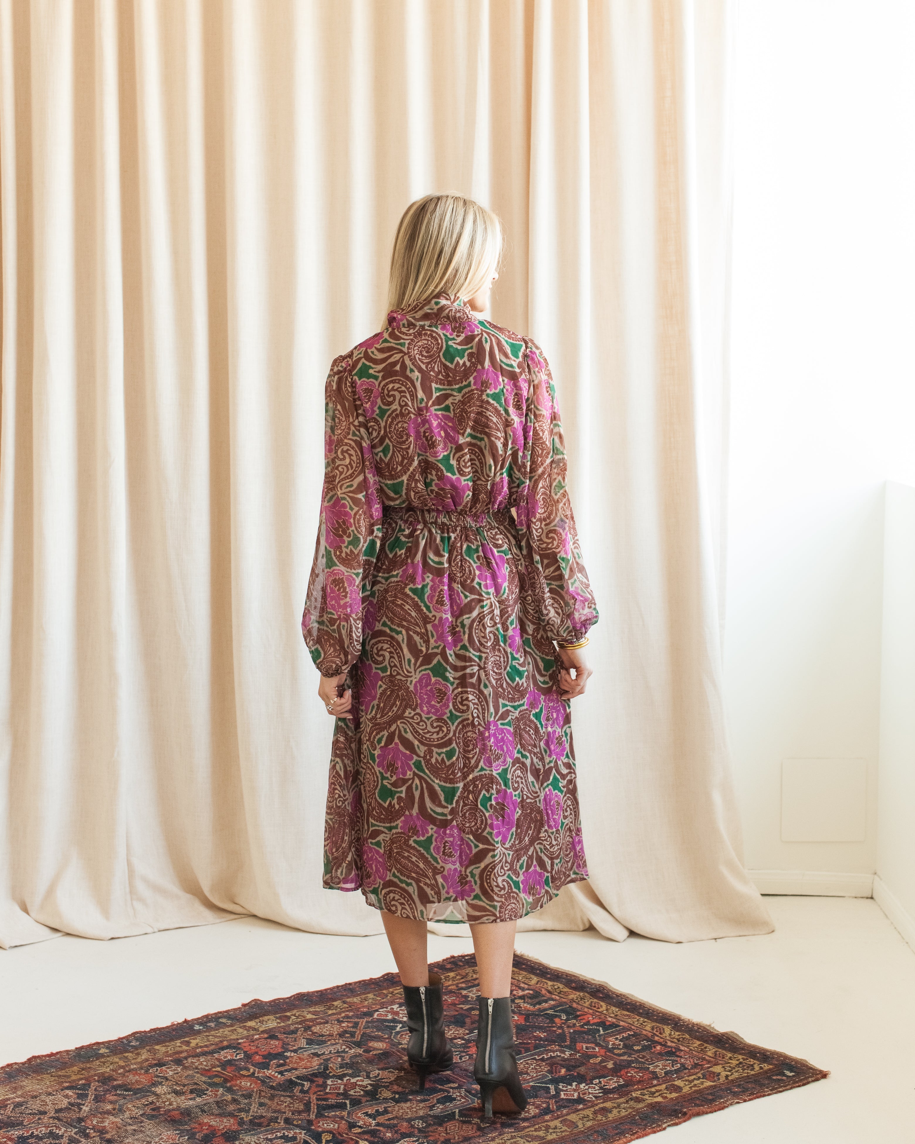 Kendall Paisley Midi Dress