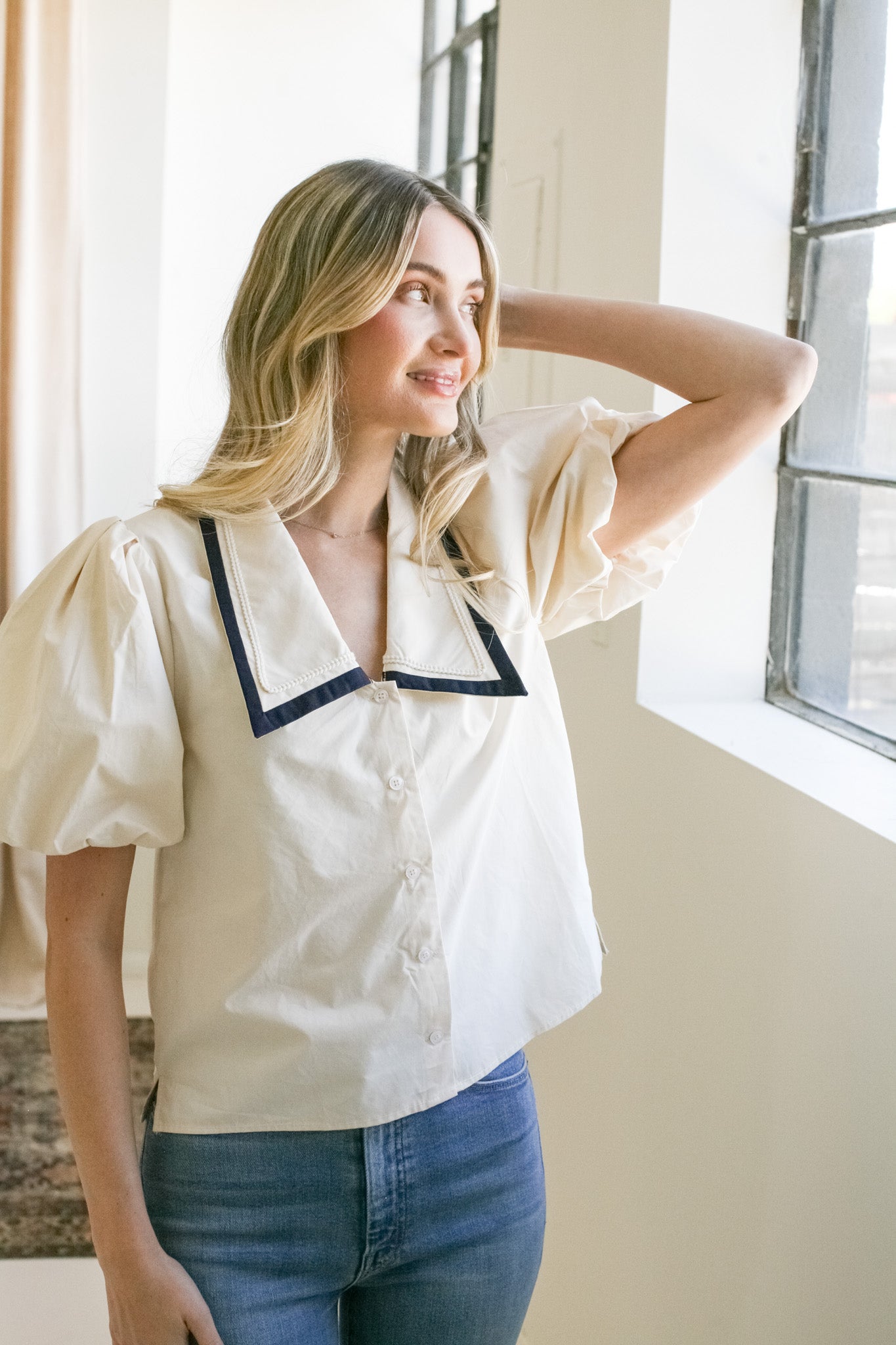 Tara Contrast Collared Blouse