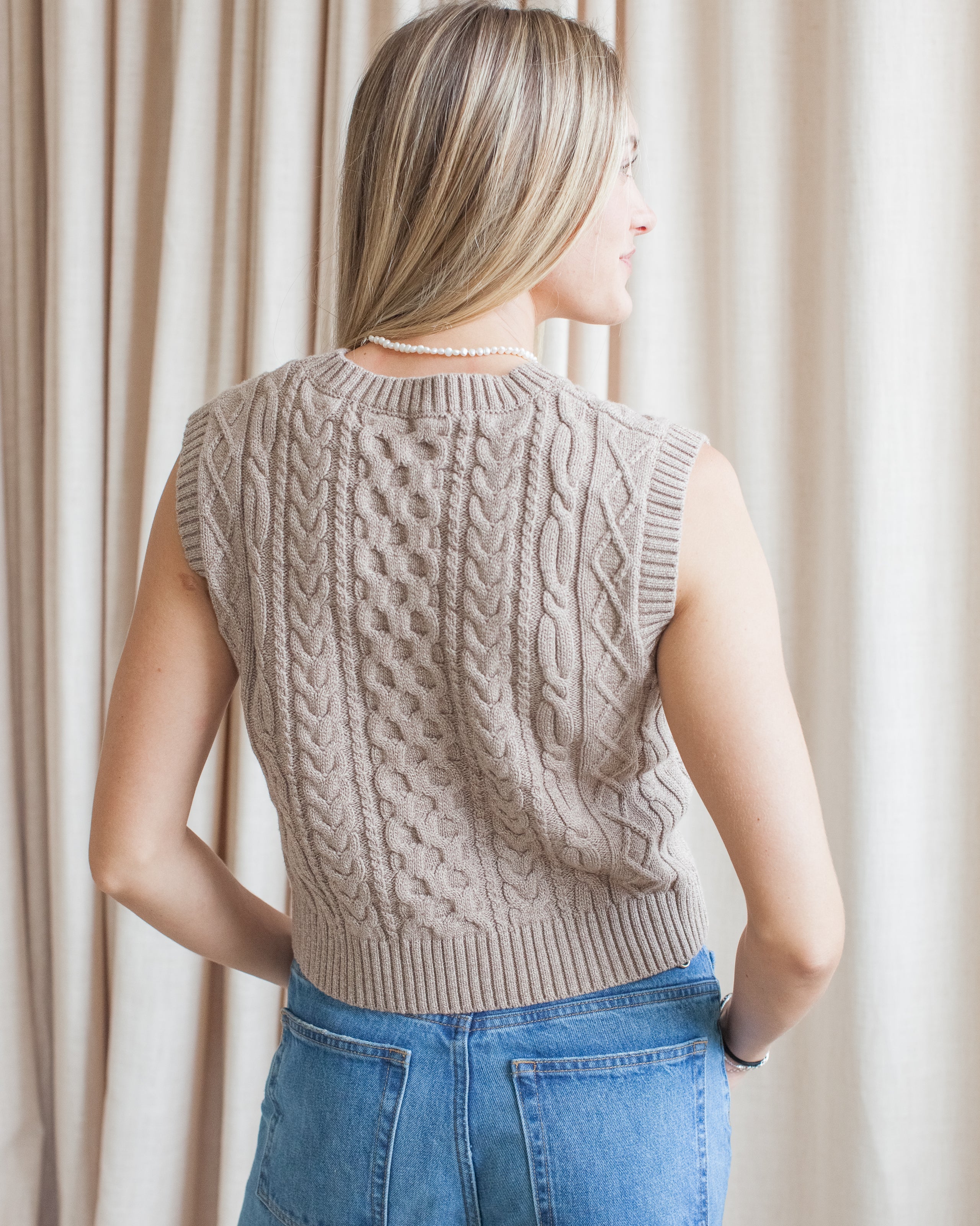 Colby Knit Vest - Beige