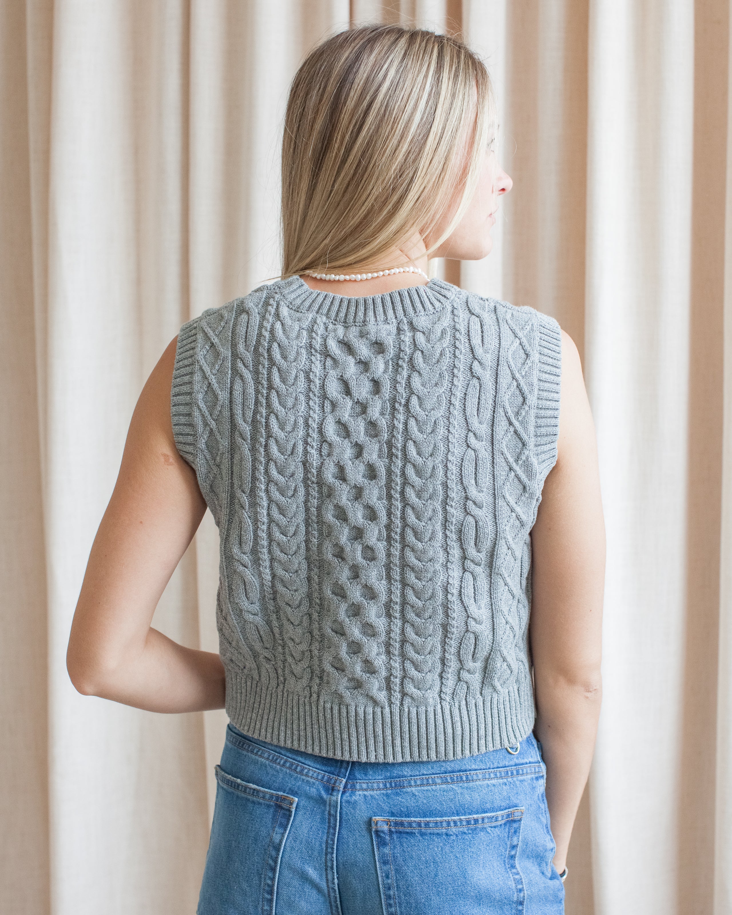 Colby Knit Vest - Grey